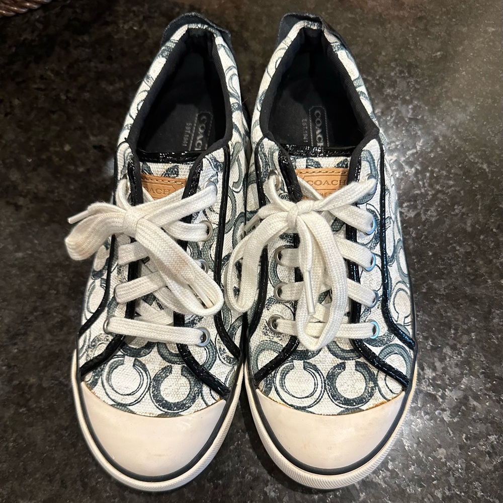 Coach women’s shoes 7.5B